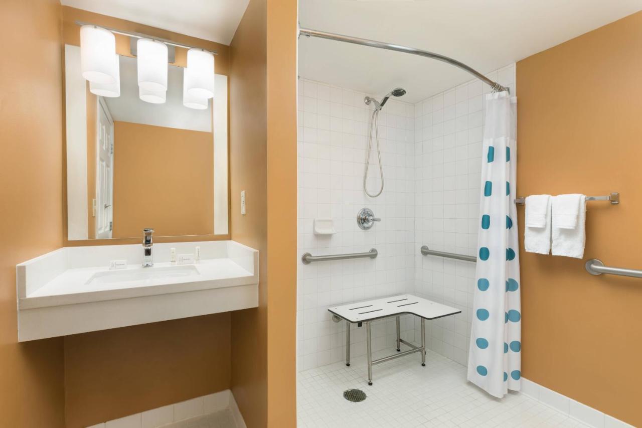 Mainstay Suites Mt Laurel - Philadelphia Mount Laurel Exteriör bild